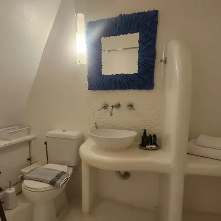 Stunning Sea-view W Access To Shared Pools Apartment *